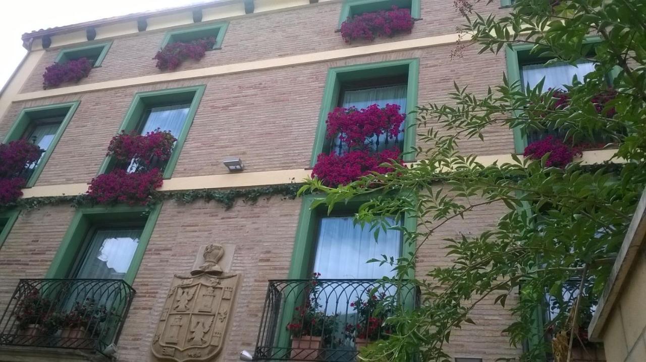 Hotel Duques De Нахера Екстер'єр фото